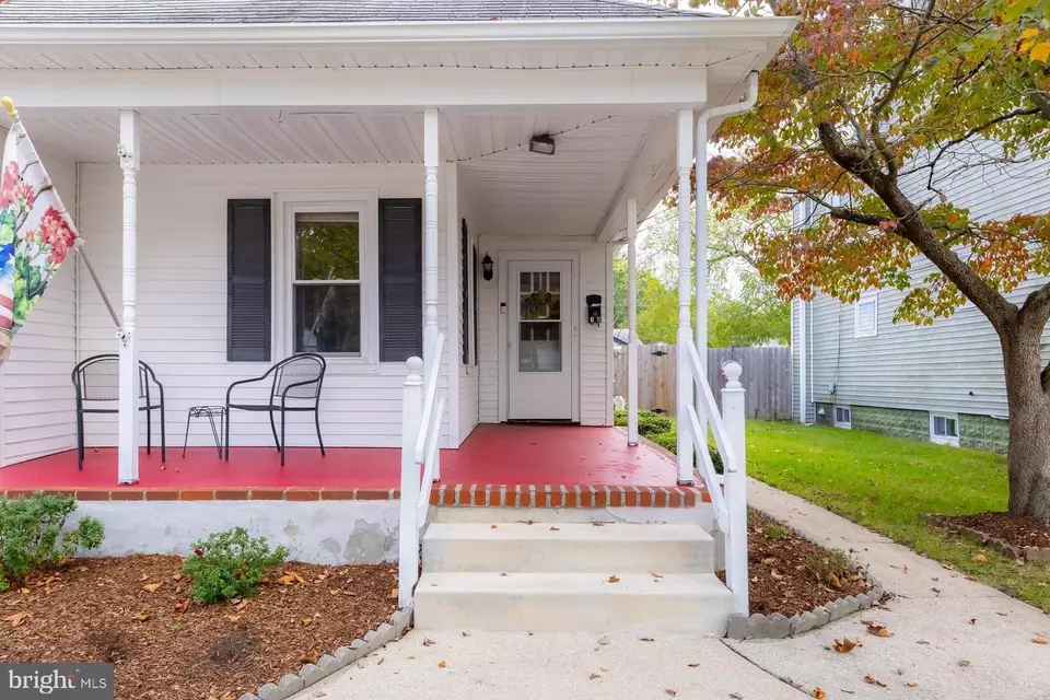 Exterior - 15 N 13th St, Millville, NJ 08332 photo 5 of 8