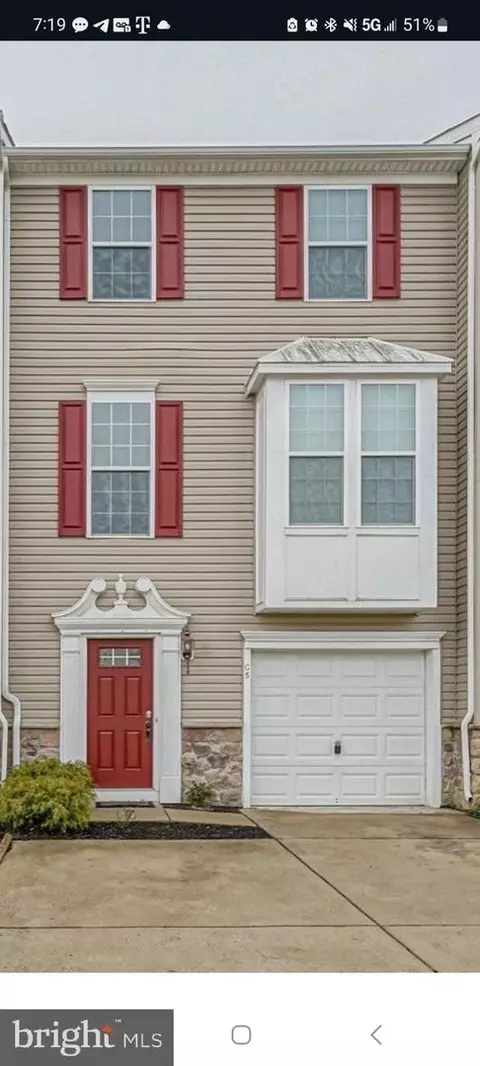 2102 E Oak Rd #G5, Vineland, NJ 08361