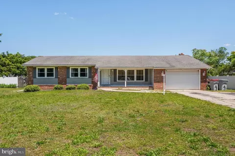 1654 Washington Ave, Vineland, NJ 08361