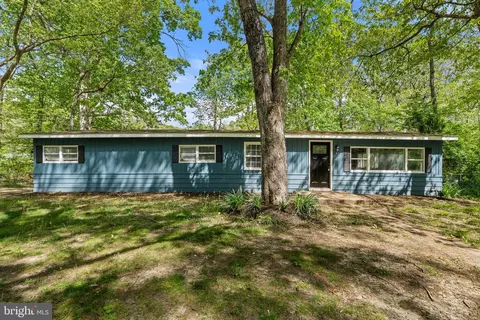 438 Sandalwood Rd, Millville, NJ 08332