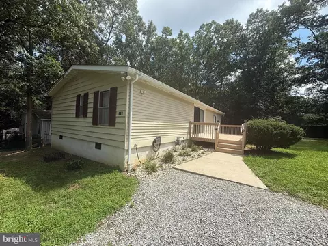 416 Lark Rd, Millville, NJ 08332