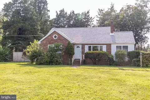 208 Oaklawn Ter, Vineland, NJ 08361