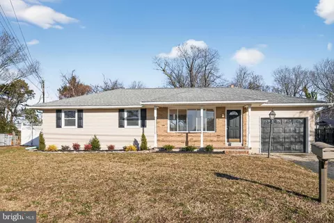 462 Elmer Rd, Vineland, NJ 08360