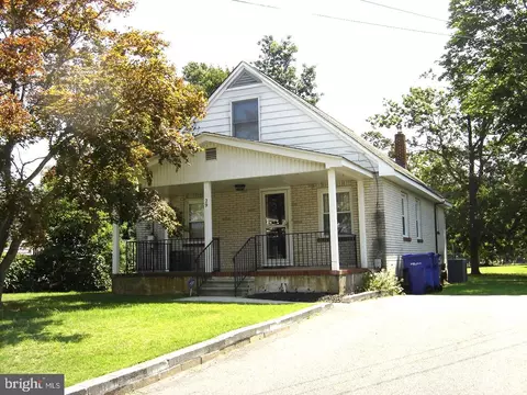 29 Chestnut St, Millville, NJ 08332
