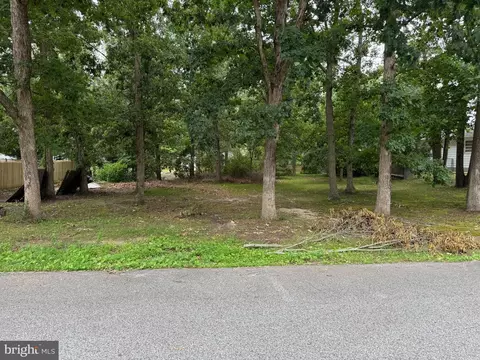 901 Irene St, Millville, NJ 08332