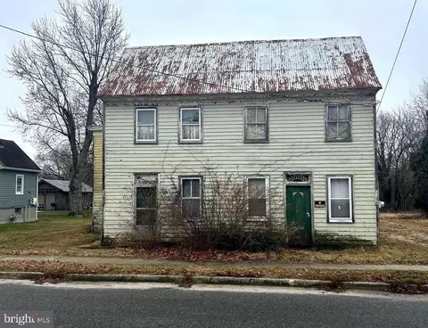 914 Main St, Port Norris, NJ 08349