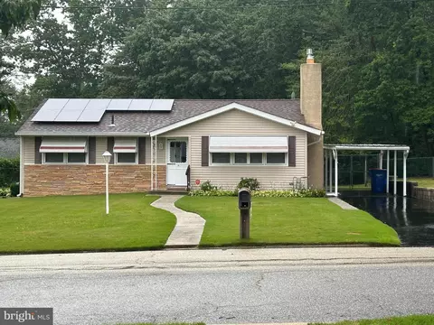 10 Westwood Ter, Millville, NJ 08332