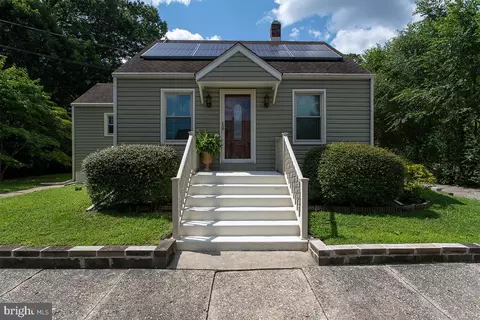 1033 Alexander Dr, Vineland, NJ 08361