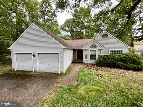 12 Jason Dr, Millville, NJ 08332