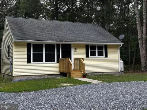 2971 Roosevelt St, Millville, NJ 08332