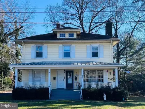 9 Howard St, Vineland, NJ 08360