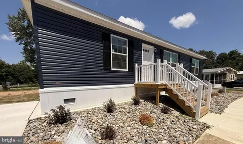 50 Jfk Blvd, Millville, NJ 08332