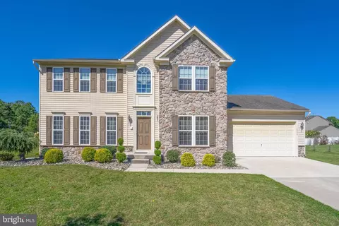 2558 Simonelli Dr, Vineland, NJ 08361