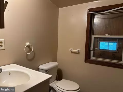 60 Sharp Ave, Bridgeton, NJ 08302 photo 6