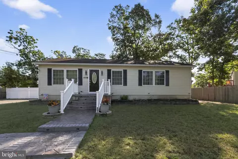 1015 Louis Dr, Millville, NJ 08332