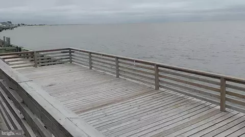 212 New Jersey Ave, Fortescue, NJ 08321