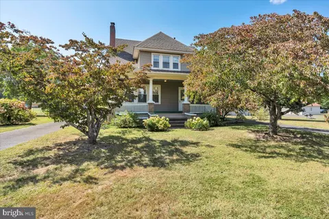 620 S Main Rd, Vineland, NJ 08360