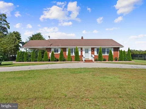 3070 E Chestnut Ave, Vineland, NJ 08361