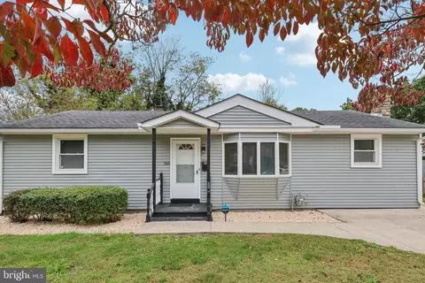 515 Boody Dr, Vineland, NJ 08360