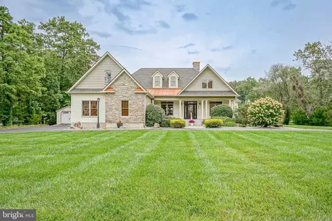 4437 Juniper St, Vineland, NJ 08361