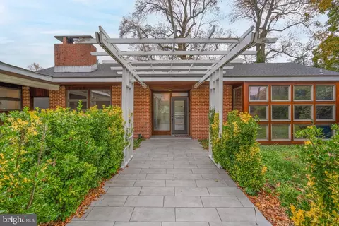 2227 E Landis Ave, Vineland, NJ 08361