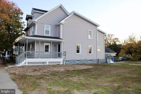 306 S 3rd St, Millville, NJ 08332