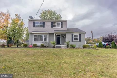 4 Tipton Dr, Bridgeton, NJ 08302