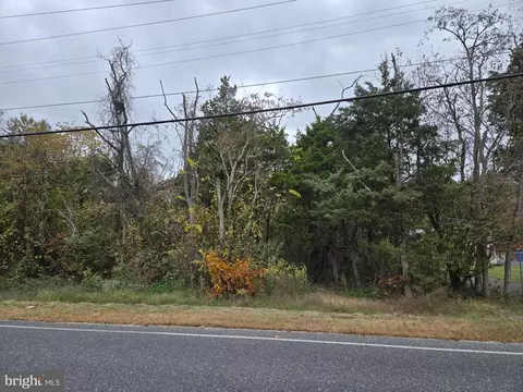 1812 Newcombtown Rd, Millville, NJ 08332
