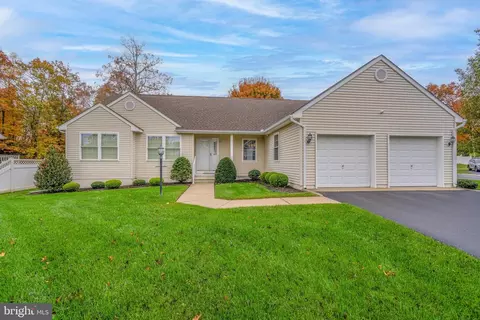 711 Timber Brook Dr, Vineland, NJ 08360