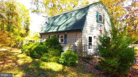 110 Daffodil Rd, Millville, NJ 08332