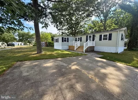 1616 Pennsylvania Ave #85, Vineland, NJ 08361