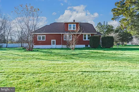 1429 W Oak Rd, Vineland, NJ 08360