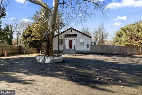 2810 Panther Rd, Vineland, NJ 08361