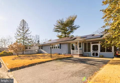 12 Pleasantview Dr, Millville, NJ 08332