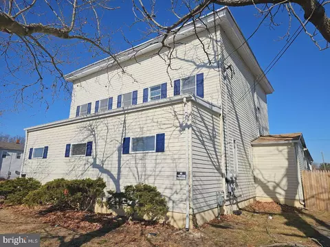 10 E Broad St, Millville, NJ 08332