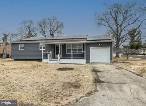 2 Cardinal Rd, Millville, NJ 08332