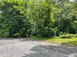 Lloyd Terrace, Millville, NJ 08332