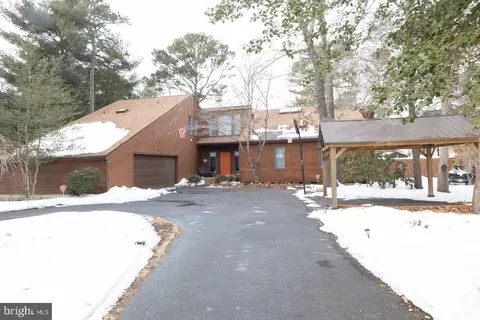 1312 Goldfinch Ln, Millville, NJ 08332