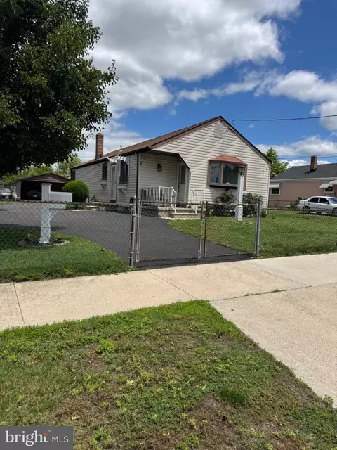 420 W Wood St, Vineland, NJ 08360