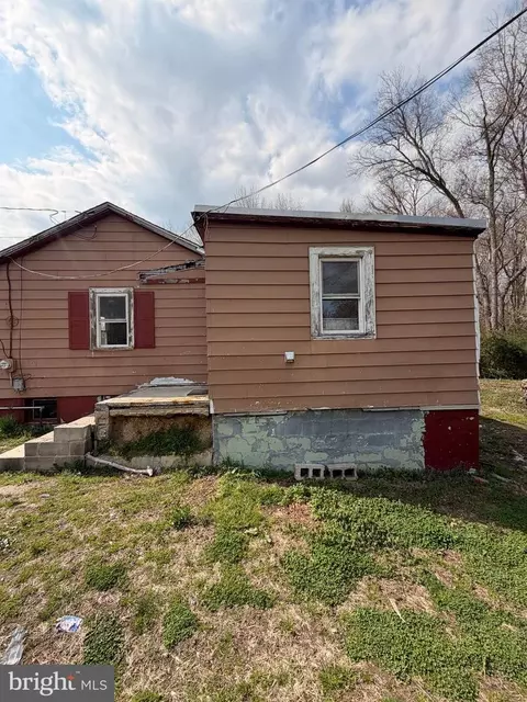 301 Main St, Newport, NJ 08345
