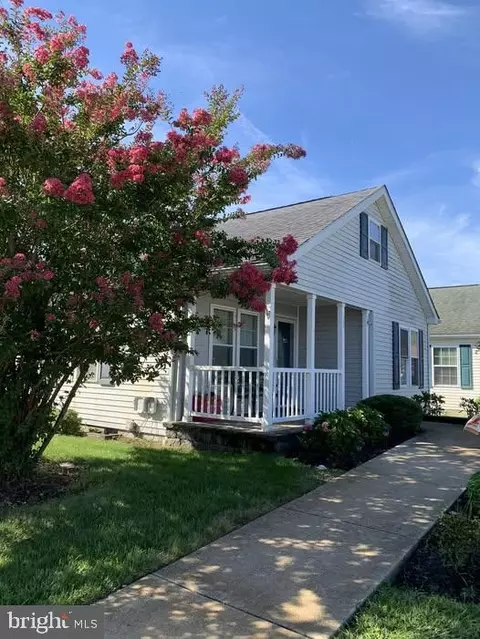 77 Reagan Ct, Millville, NJ 08332