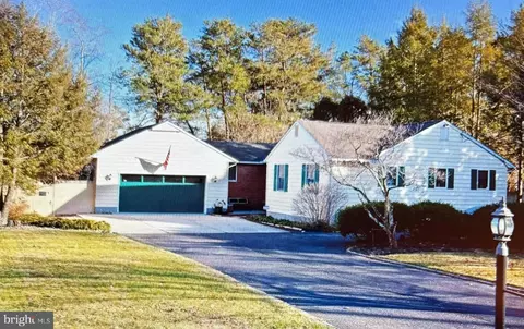 105 Crescent Blvd, Millville, NJ 08332