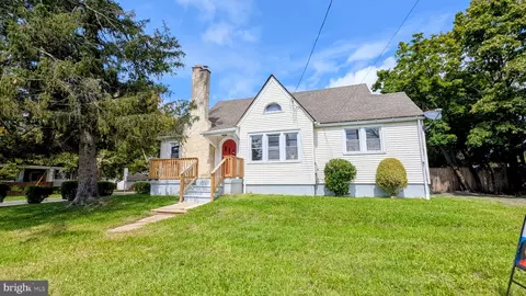 1002 E Chestnut Ave, Vineland, NJ 08360
