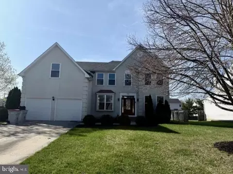 781 Fox Ln, Vineland, NJ 08360