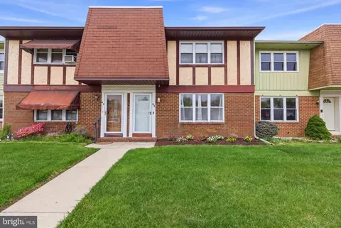 1964 E Oak Rd #N4, Vineland, NJ 08360