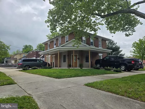 601 S 8th St, Vineland, NJ 08360