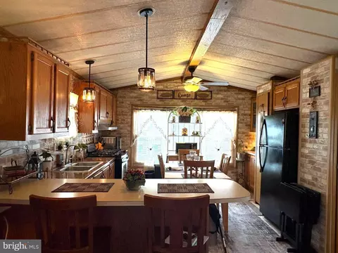 1976 N East Ave #58, Vineland, NJ 08360
