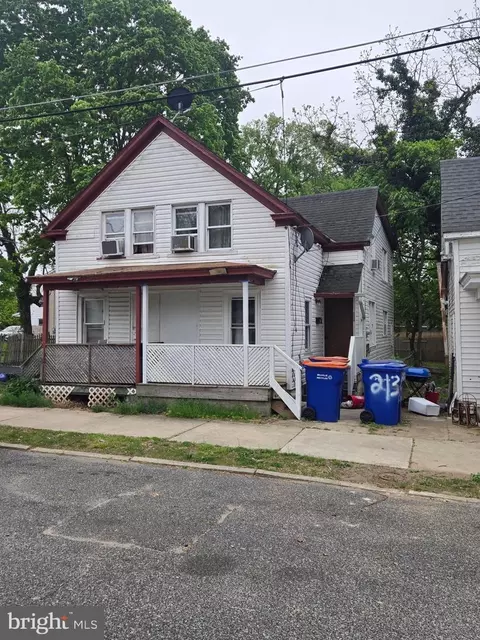 215 D St, Millville, NJ 08332