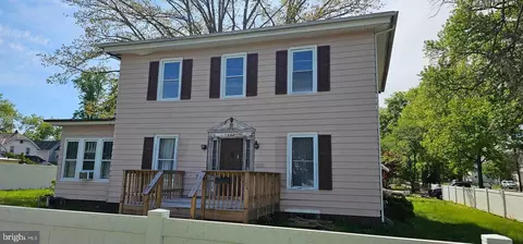 222 N East Ave, Vineland, NJ 08360