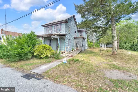 2528 Market St, Port Norris, NJ 08349